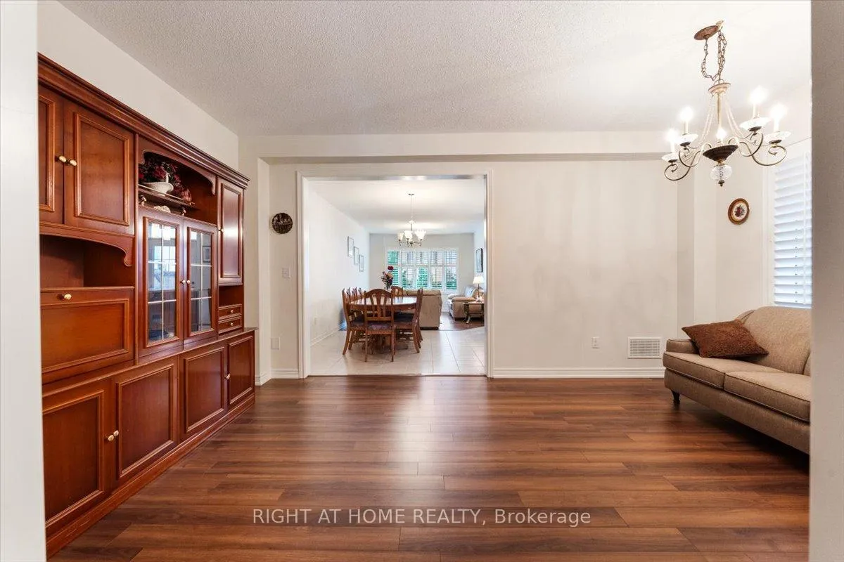 Photo 12 of 3229 Stoney Crescent N, Mississauga, Churchill Meadows — HOMEH
