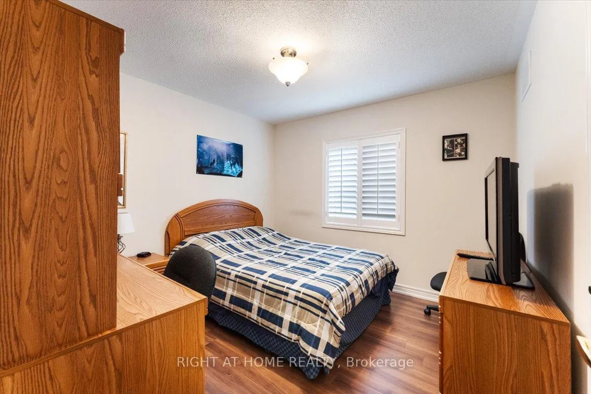 Photo 42 of 3229 Stoney Crescent N, Mississauga, Churchill Meadows — HOMEH