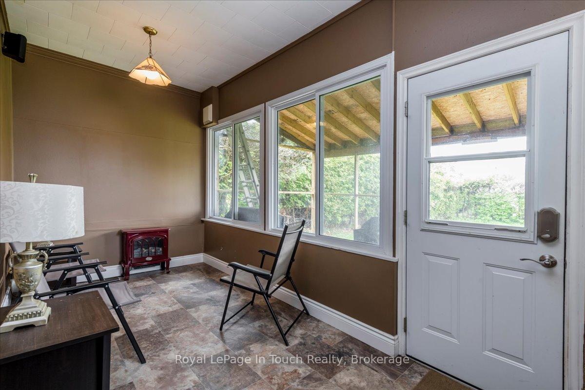 Photo 12 of 296 John Street, Midland — HOMEH