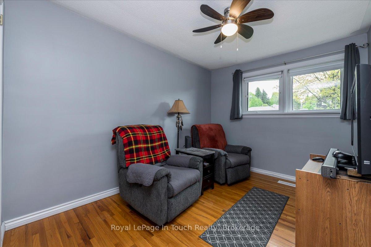 Photo 16 of 296 John Street, Midland — HOMEH