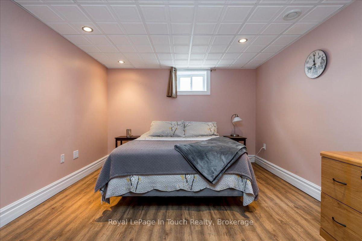 Photo 21 of 296 John Street, Midland — HOMEH
