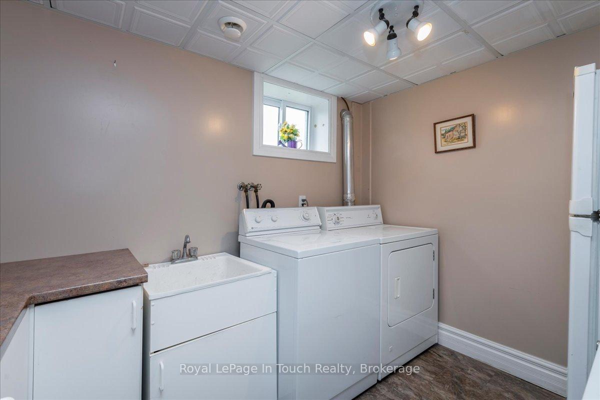 Photo 23 of 296 John Street, Midland — HOMEH