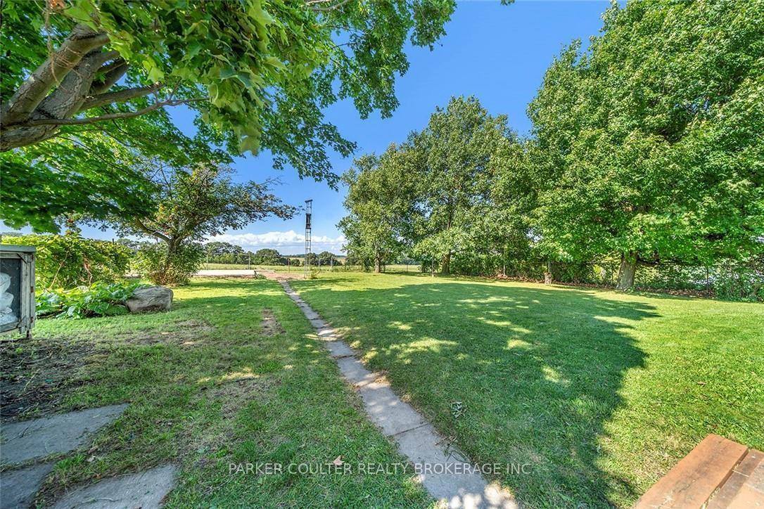 Photo 2 of 1736 Killarney Beach Road, Innisfil, Rural Innisfil — HOMEH