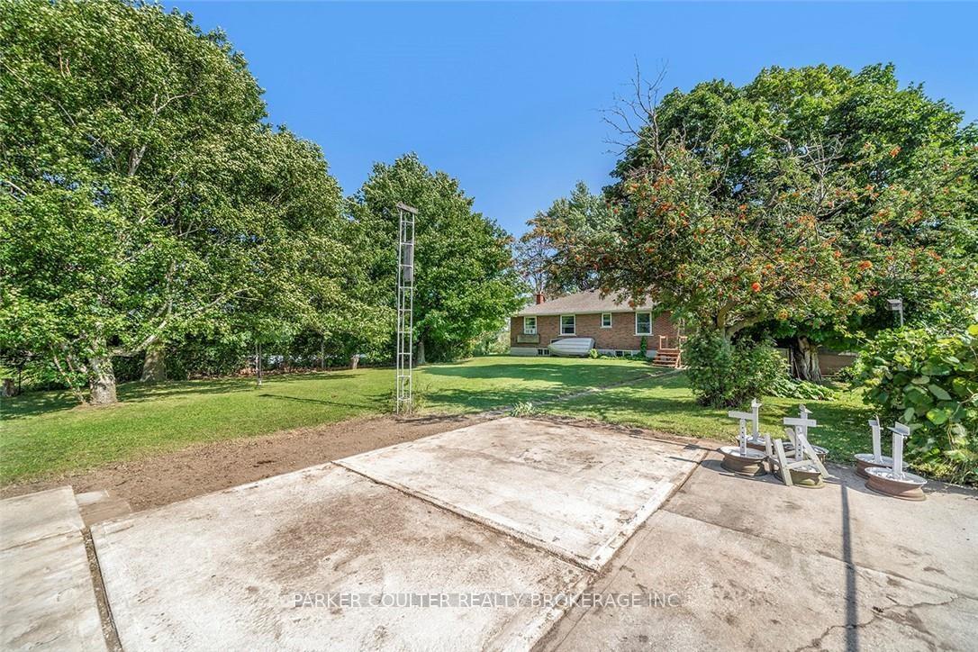 Photo 10 of 1736 Killarney Beach Road, Innisfil, Rural Innisfil — HOMEH