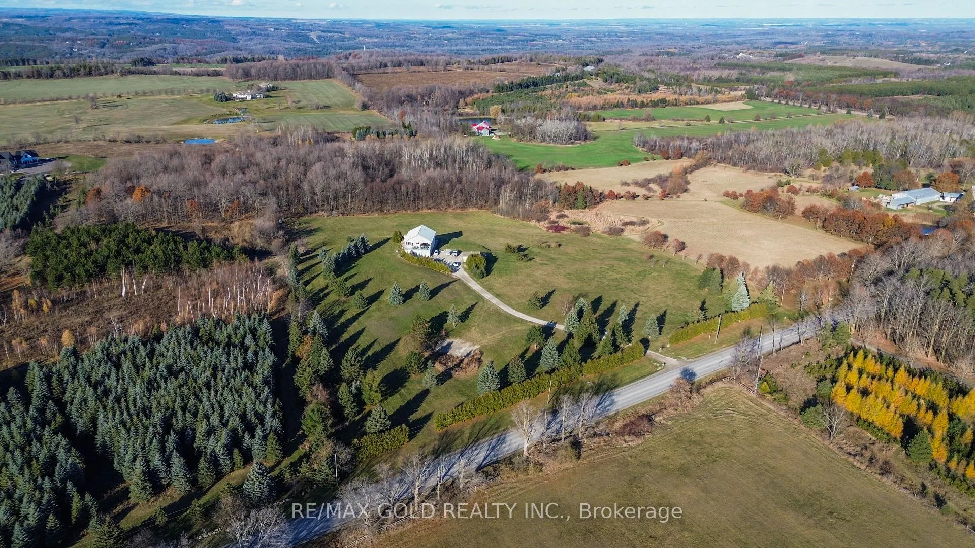 Photo 2 of 248203 5 Sideroad Road, Mono, Rural Mono — HOMEH