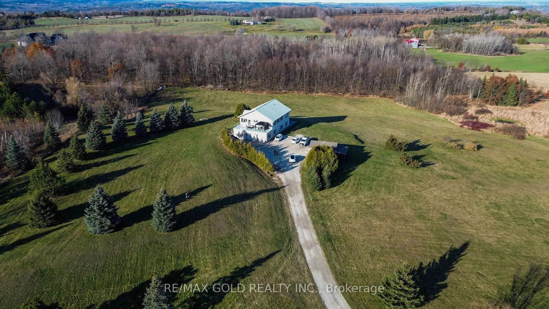 Photo 3 of 248203 5 Sideroad Road, Mono, Rural Mono — HOMEH