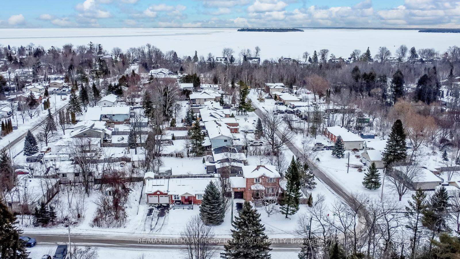 Photo 2 of 2501 Holiday Way, Innisfil, Alcona — HOMEH