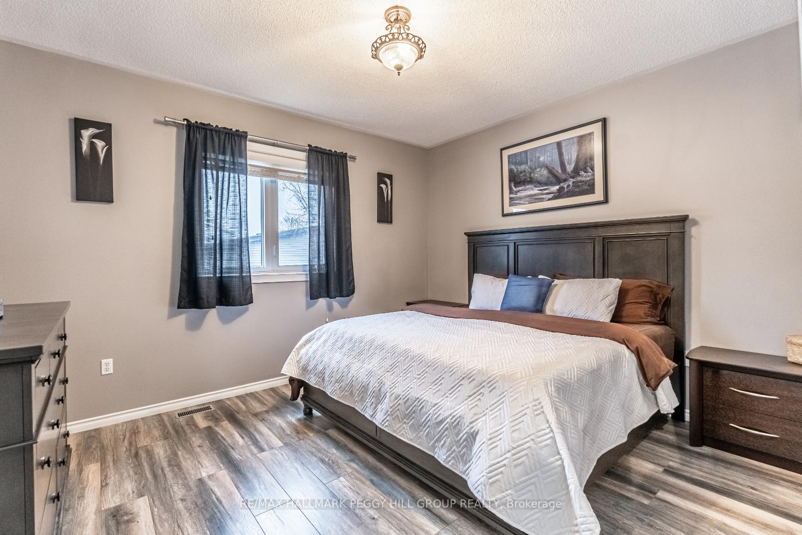 Photo 8 of 2501 Holiday Way, Innisfil, Alcona — HOMEH