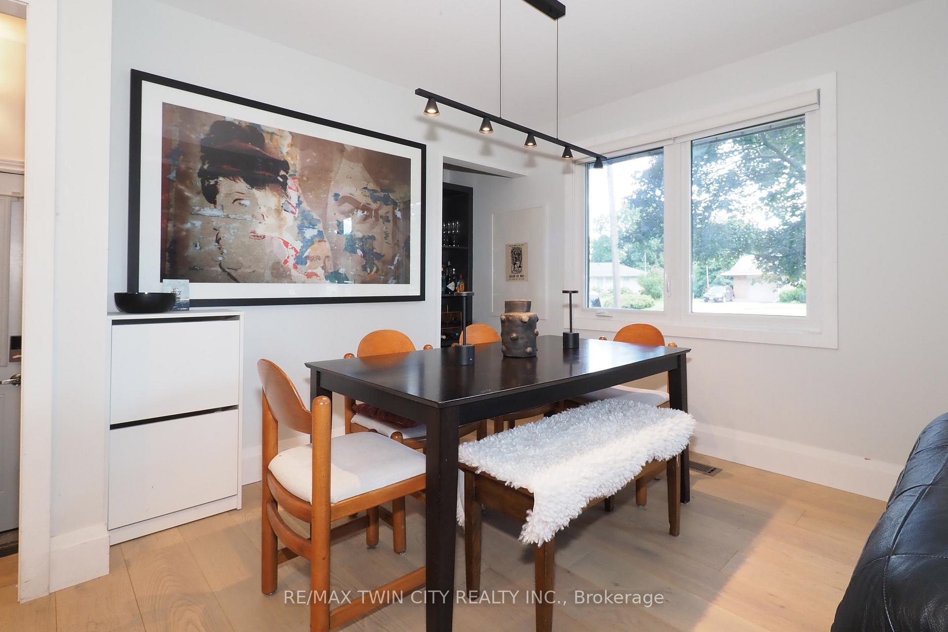 Photo 20 of 218 Greenbrook Drive, Kitchener — HOMEH