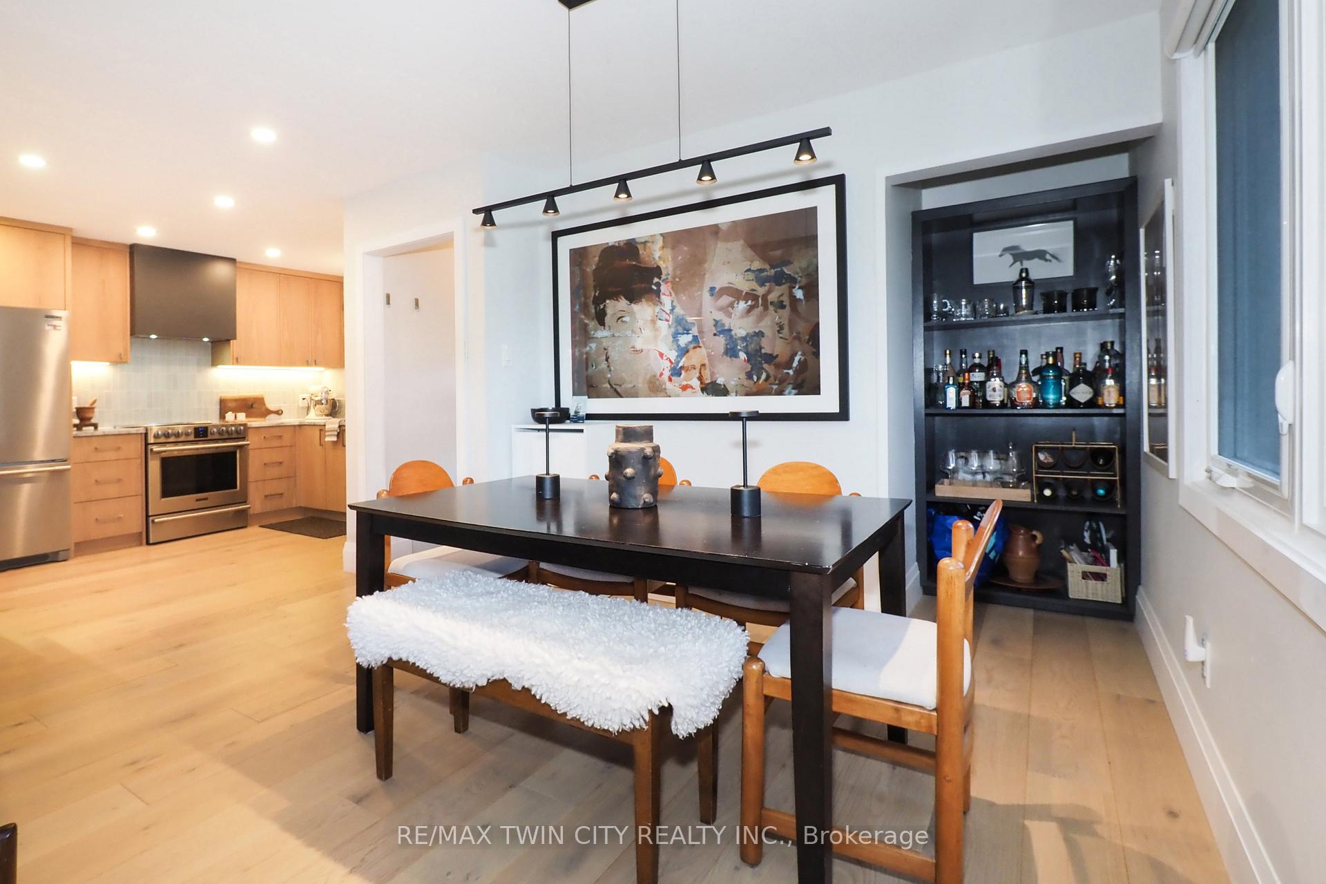 Photo 21 of 218 Greenbrook Drive, Kitchener — HOMEH
