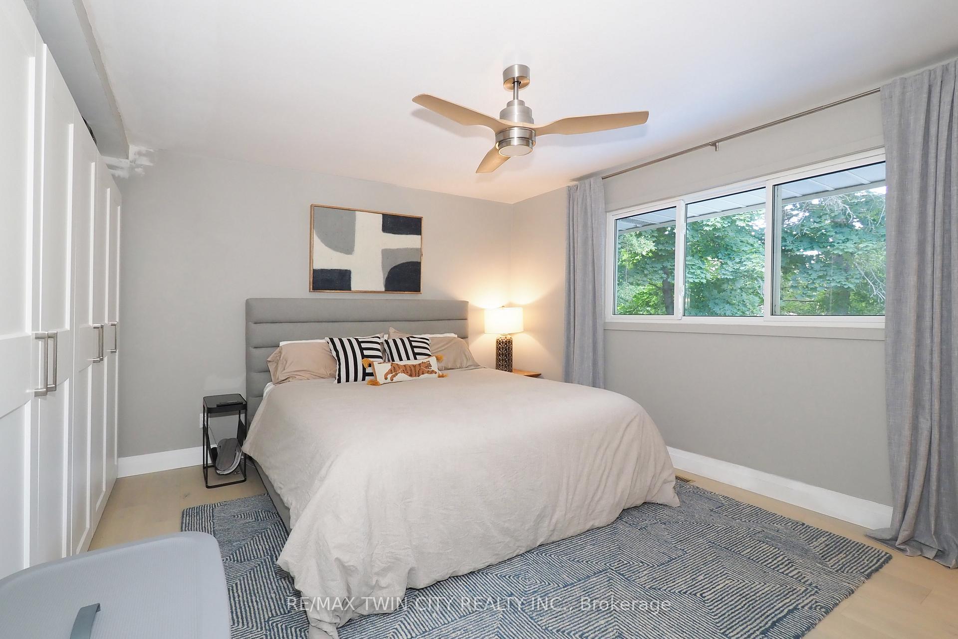 Photo 22 of 218 Greenbrook Drive, Kitchener — HOMEH