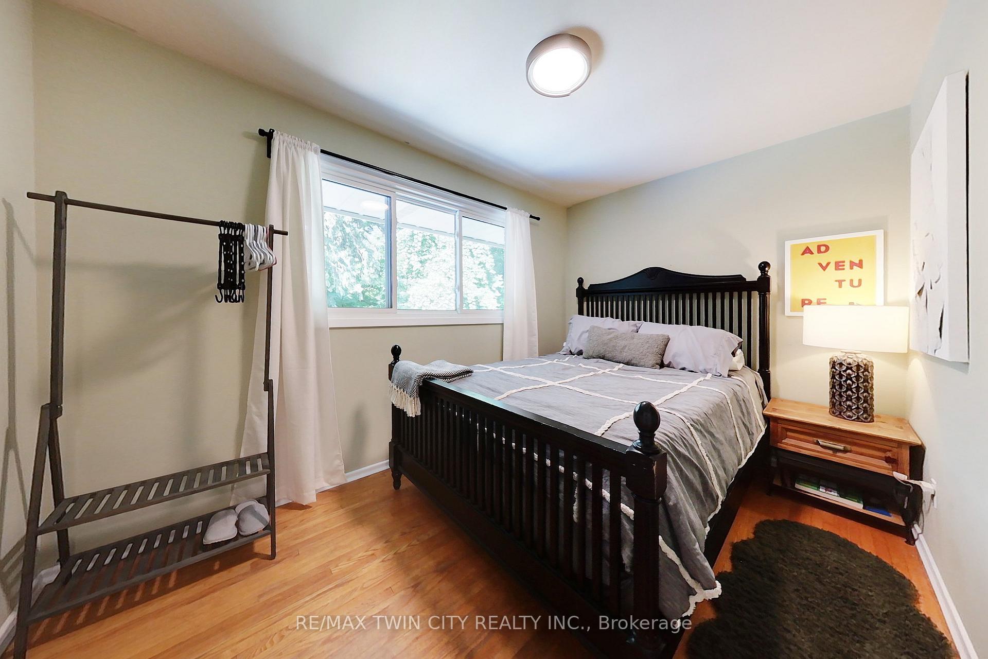 Photo 30 of 218 Greenbrook Drive, Kitchener — HOMEH
