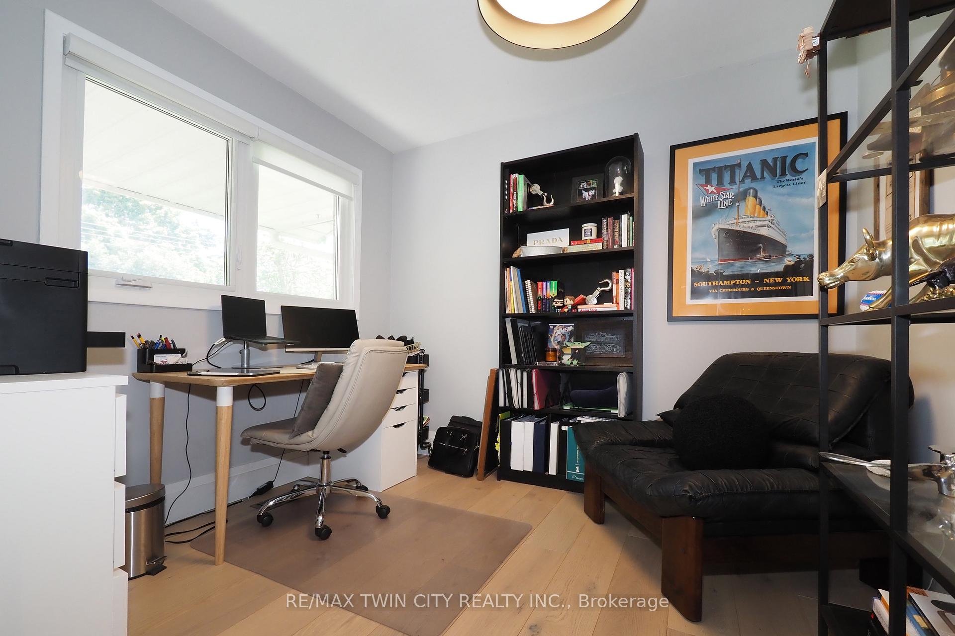Photo 33 of 218 Greenbrook Drive, Kitchener — HOMEH