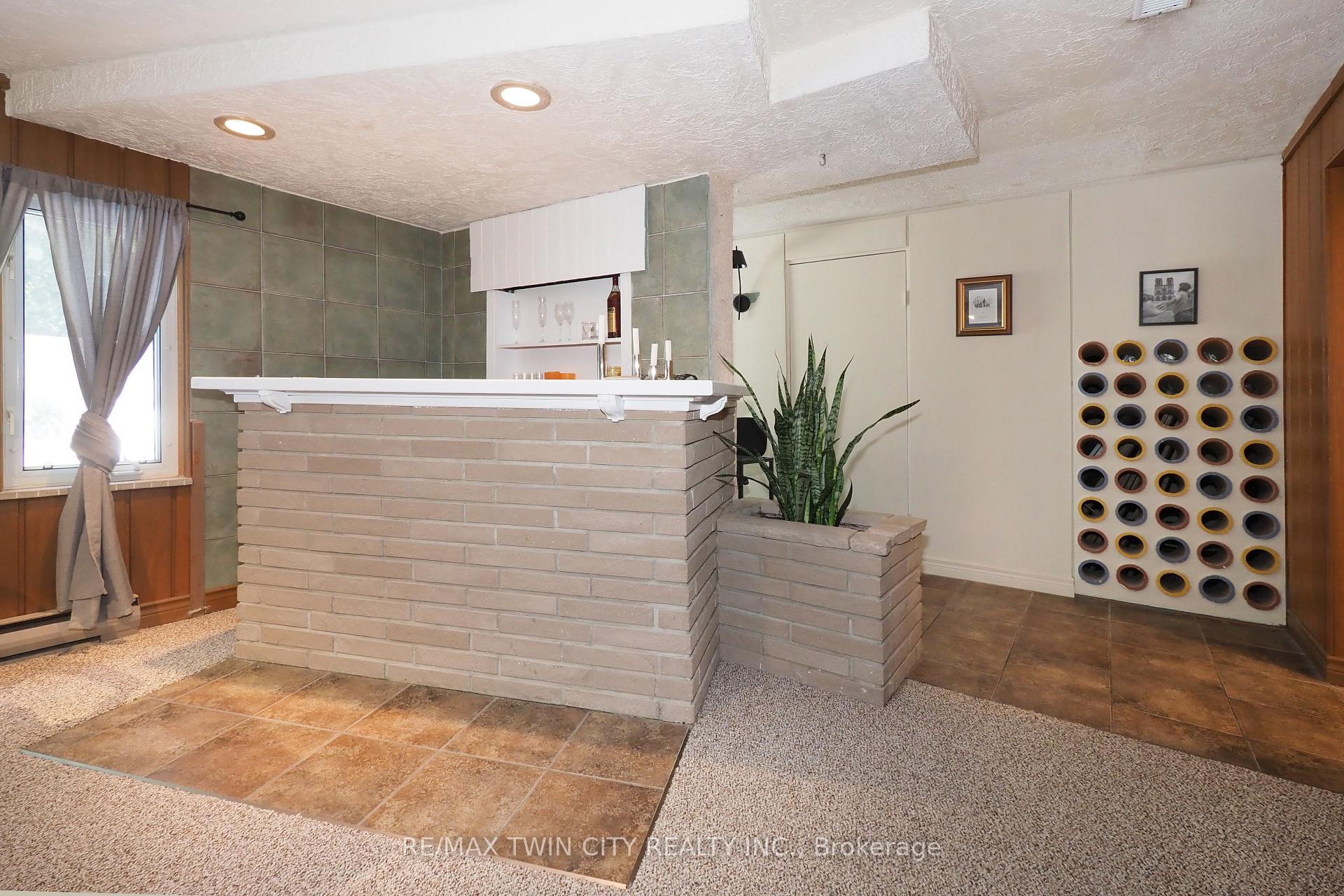 Photo 39 of 218 Greenbrook Drive, Kitchener — HOMEH