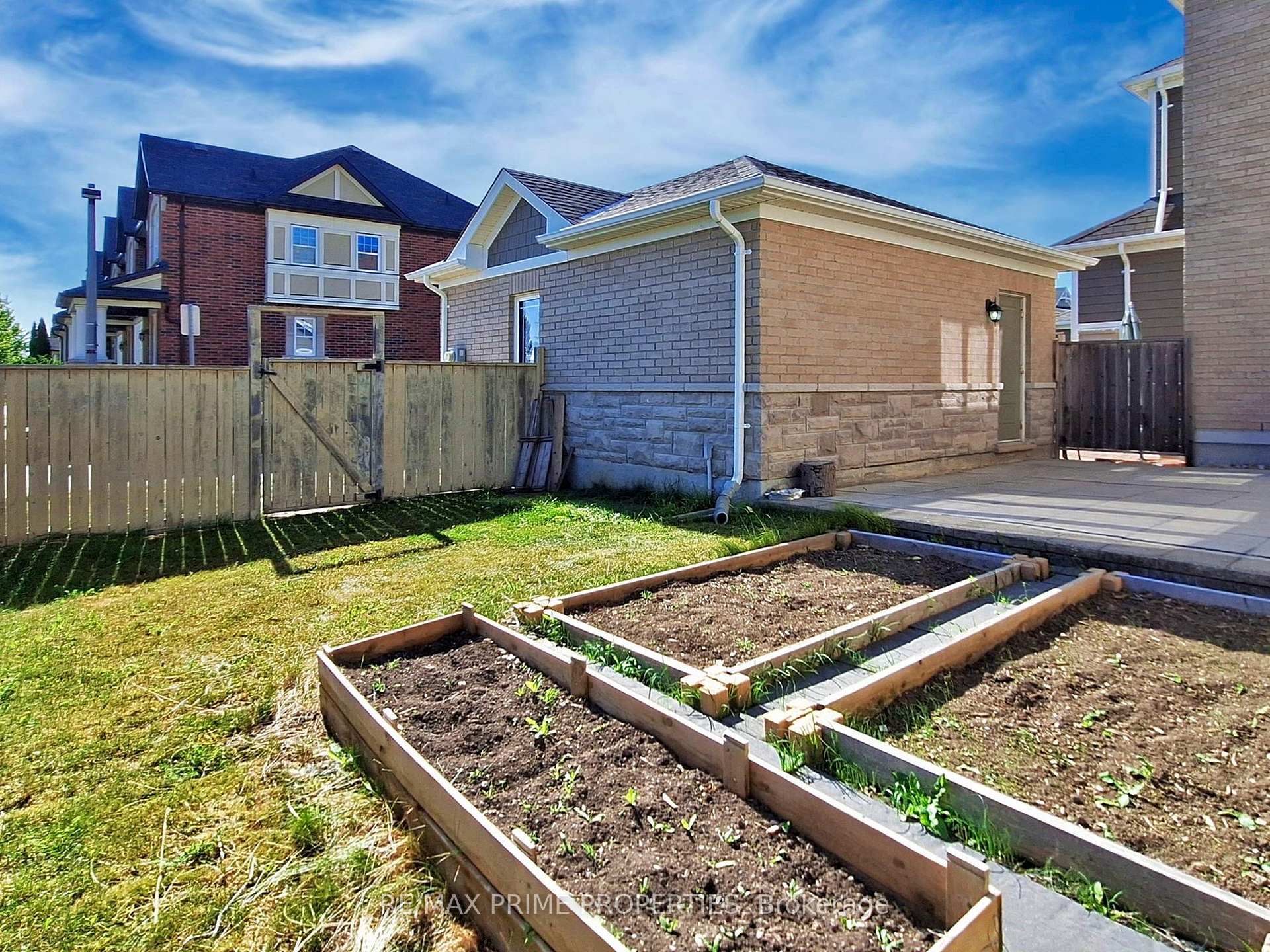 Photo 45 of 250 Cornell Centre Boulevard, Markham, Cornell — HOMEH