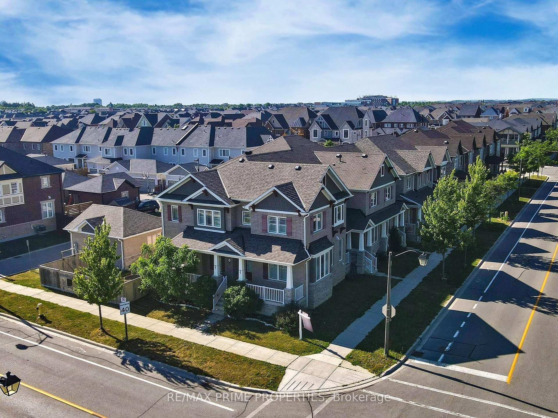 Photo 46 of 250 Cornell Centre Boulevard, Markham, Cornell — HOMEH