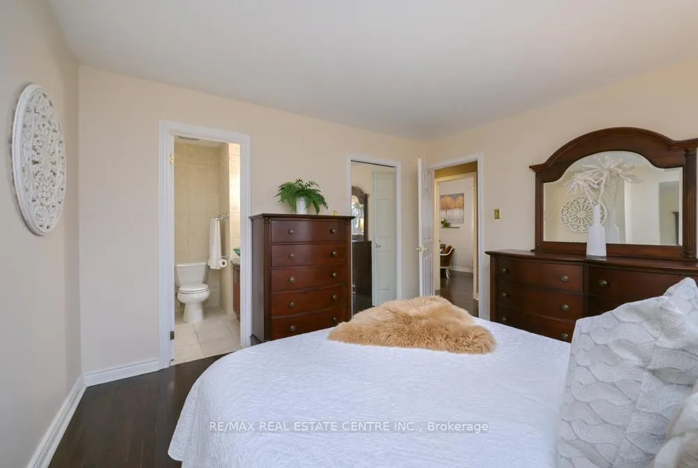 Photo 18 of 46 Grassington Crescent, Brampton, Northgate — HOMEH