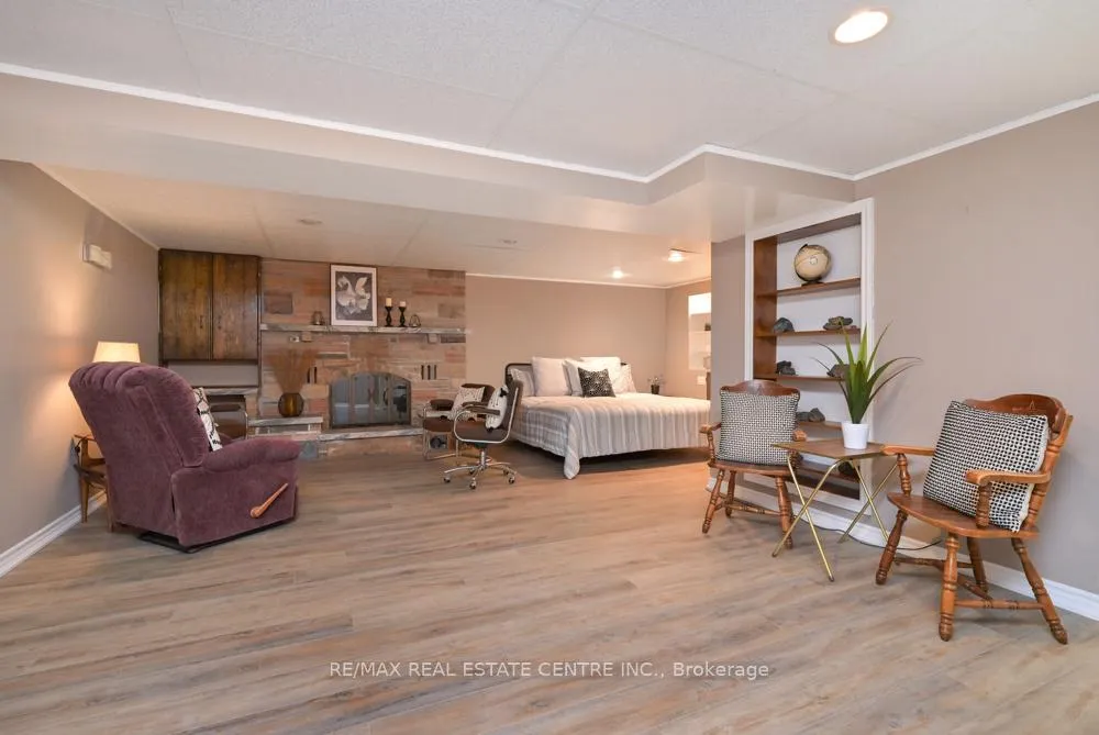 Photo 25 of 46 Grassington Crescent, Brampton, Northgate — HOMEH