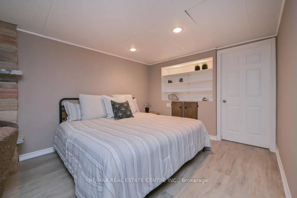 Photo 28 of 46 Grassington Crescent, Brampton, Northgate — HOMEH