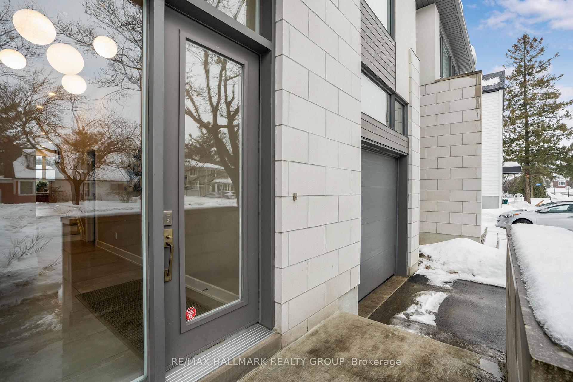 Photo 3 of 1341 Morley Boulevard, Ottawa, Courtland Park — HOMEH