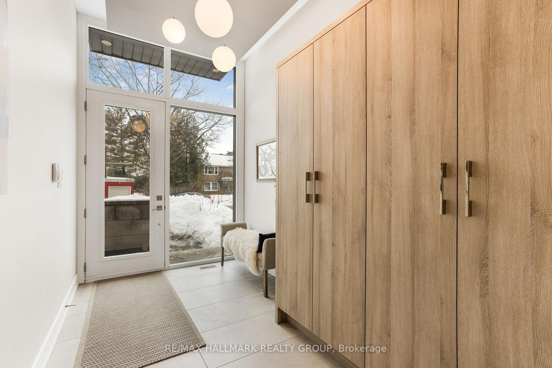 Photo 4 of 1341 Morley Boulevard, Ottawa, Courtland Park — HOMEH