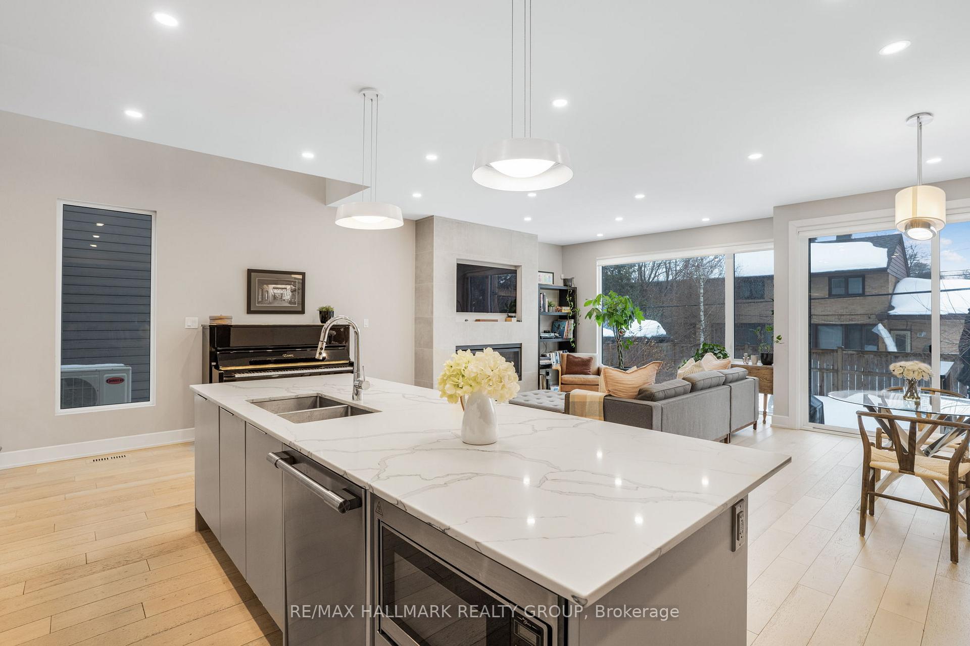 Photo 12 of 1341 Morley Boulevard, Ottawa, Courtland Park — HOMEH