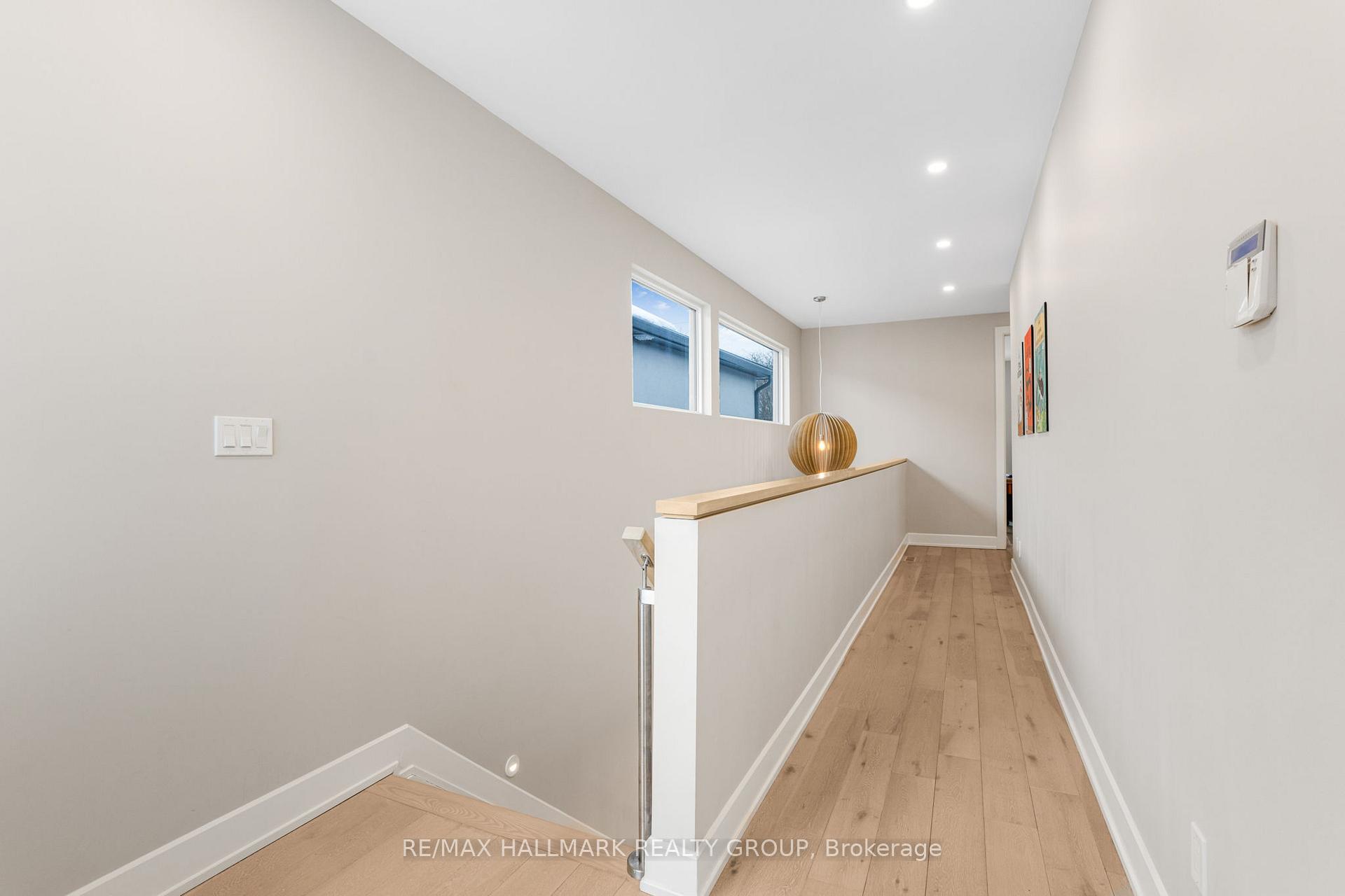 Photo 20 of 1341 Morley Boulevard, Ottawa, Courtland Park — HOMEH