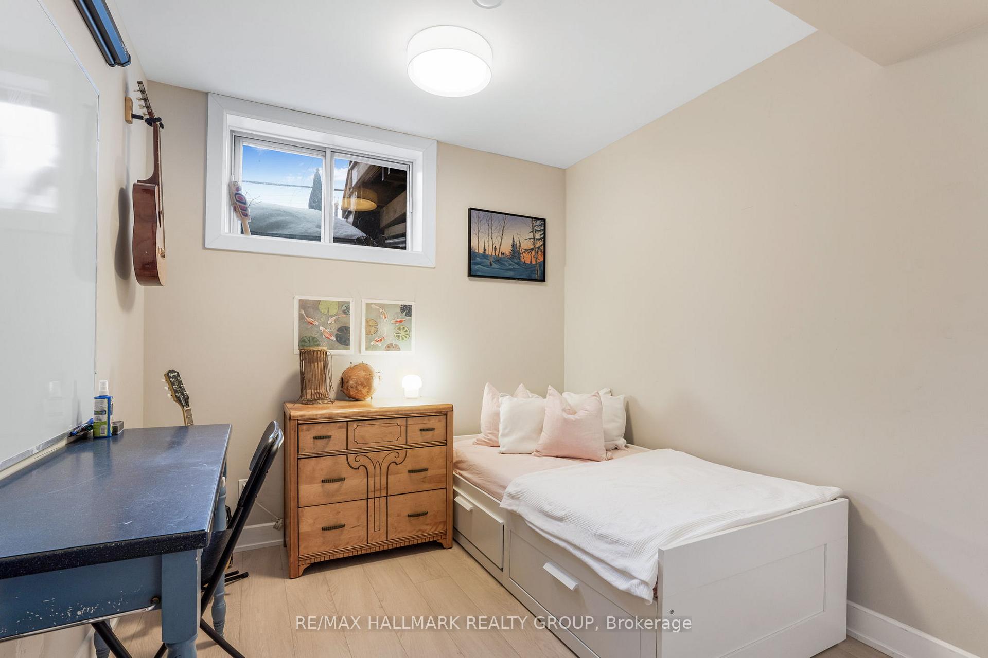 Photo 31 of 1341 Morley Boulevard, Ottawa, Courtland Park — HOMEH