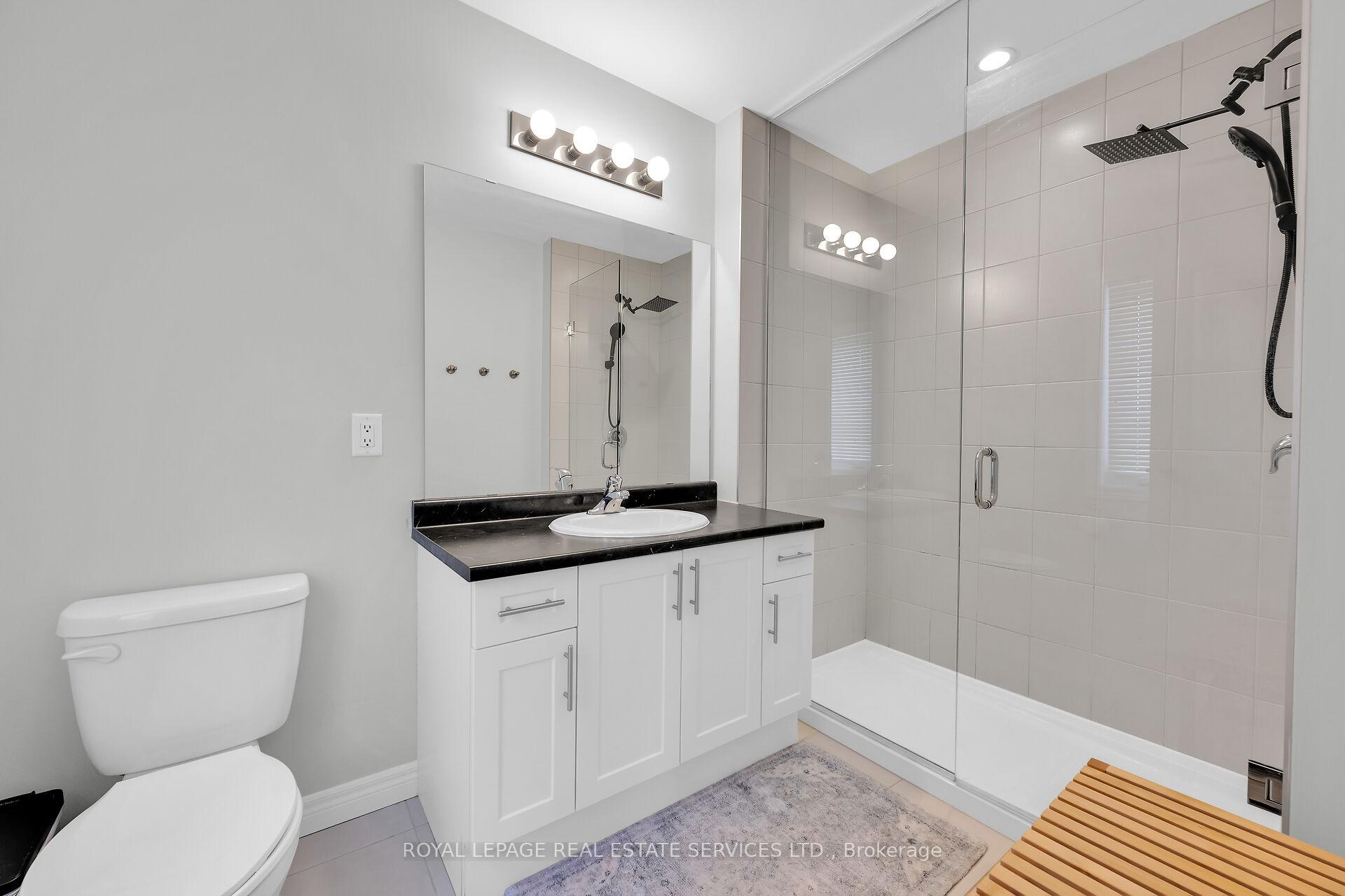 Photo 16 of 21 Garlent Avenue, Hamilton, Ancaster — HOMEH