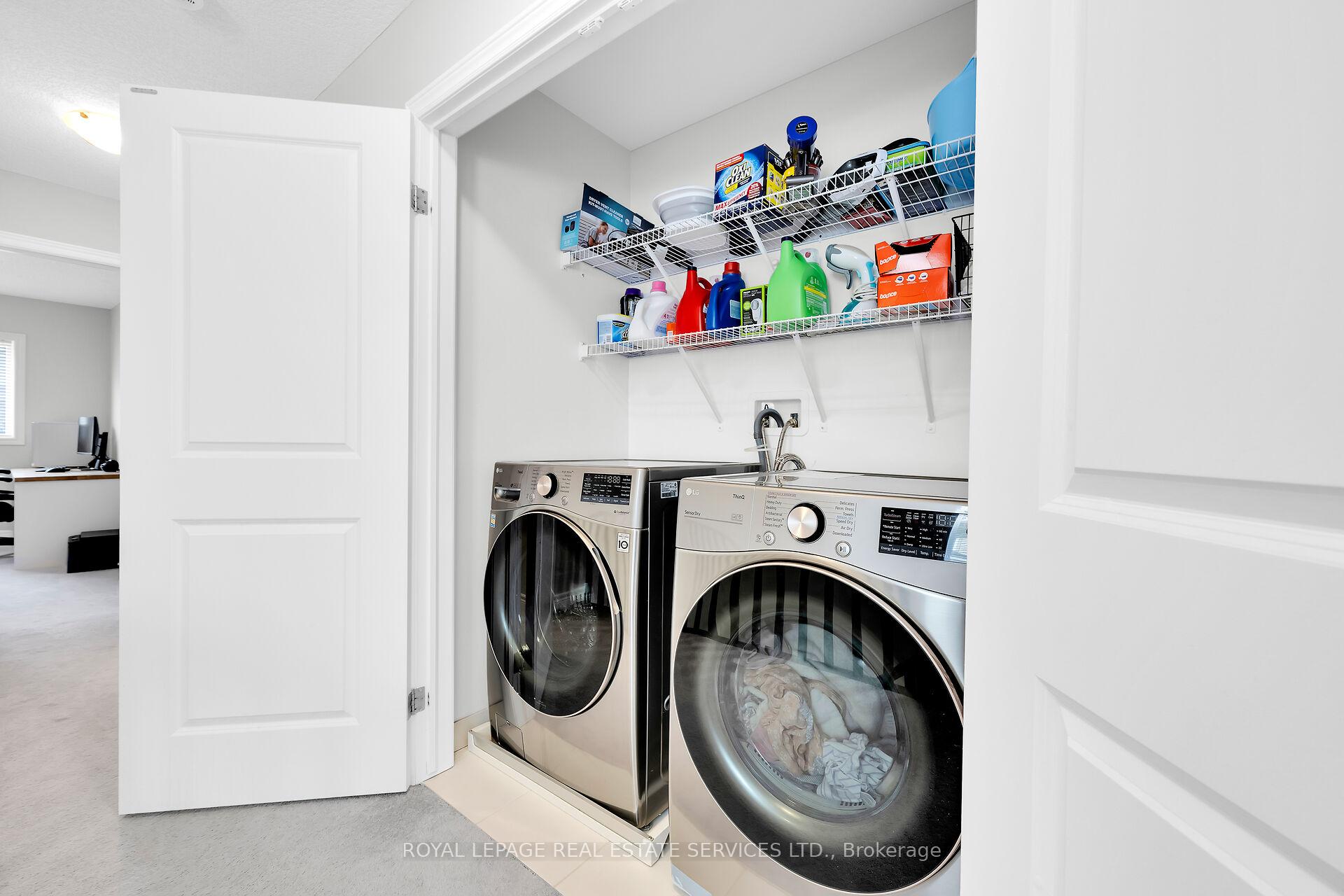 Photo 18 of 21 Garlent Avenue, Hamilton, Ancaster — HOMEH