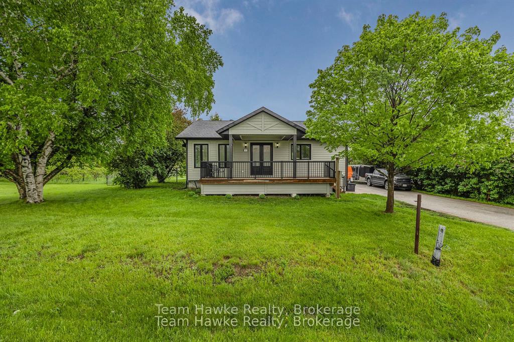 Photo 2 of 969 William Street, Midland — HOMEH
