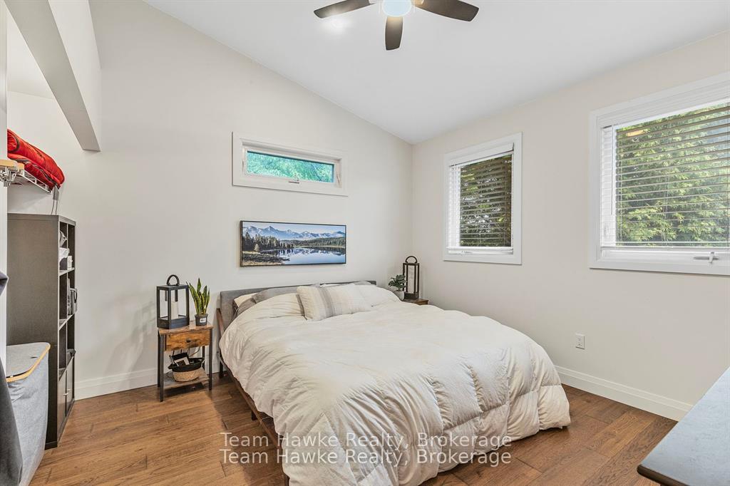 Photo 19 of 969 William Street, Midland — HOMEH
