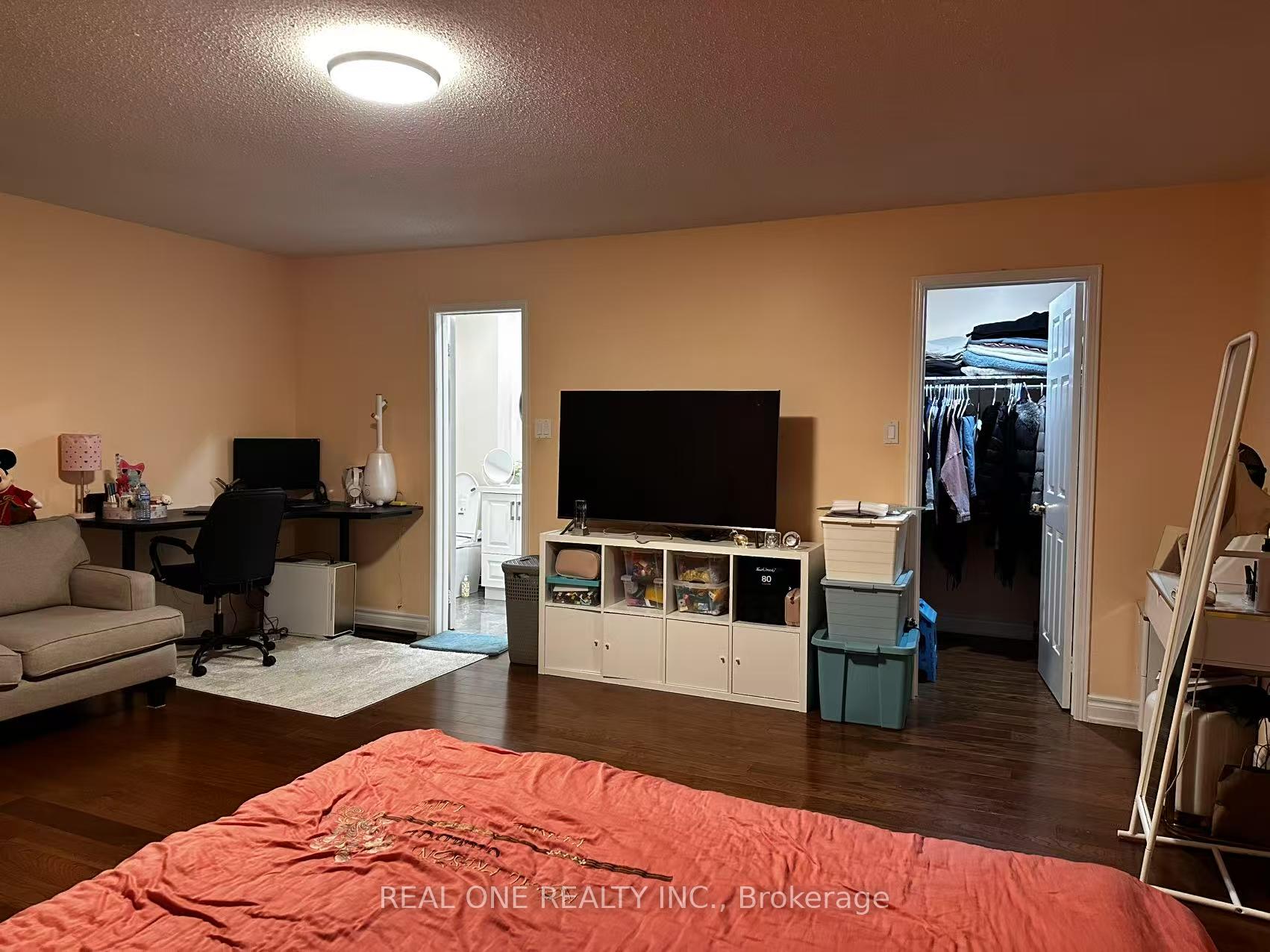 Photo 9 of Unit Upper L, 283 Doubtfire Crescent, Markham, Middlefield — HOMEH