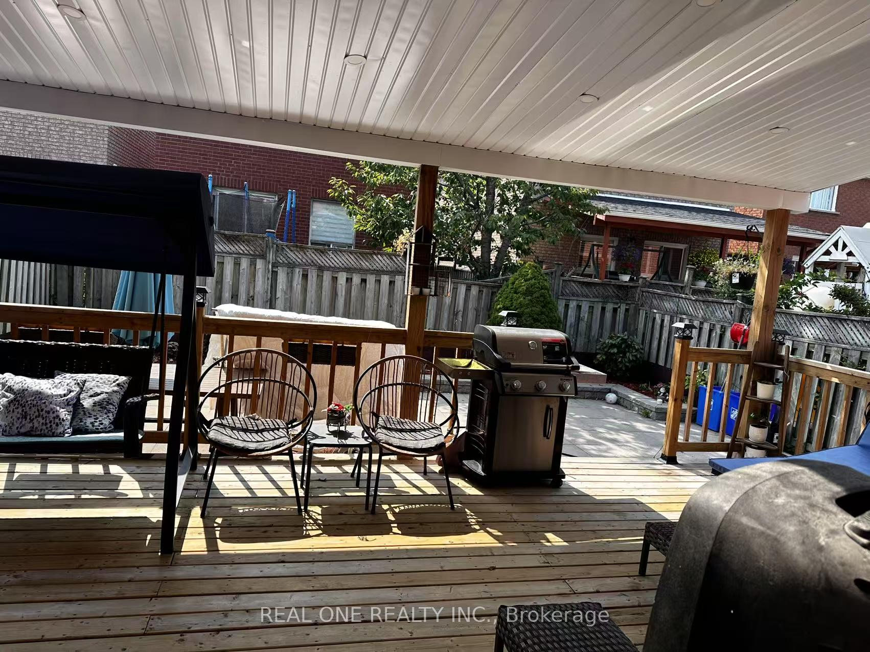 Photo 16 of Unit Upper L, 283 Doubtfire Crescent, Markham, Middlefield — HOMEH