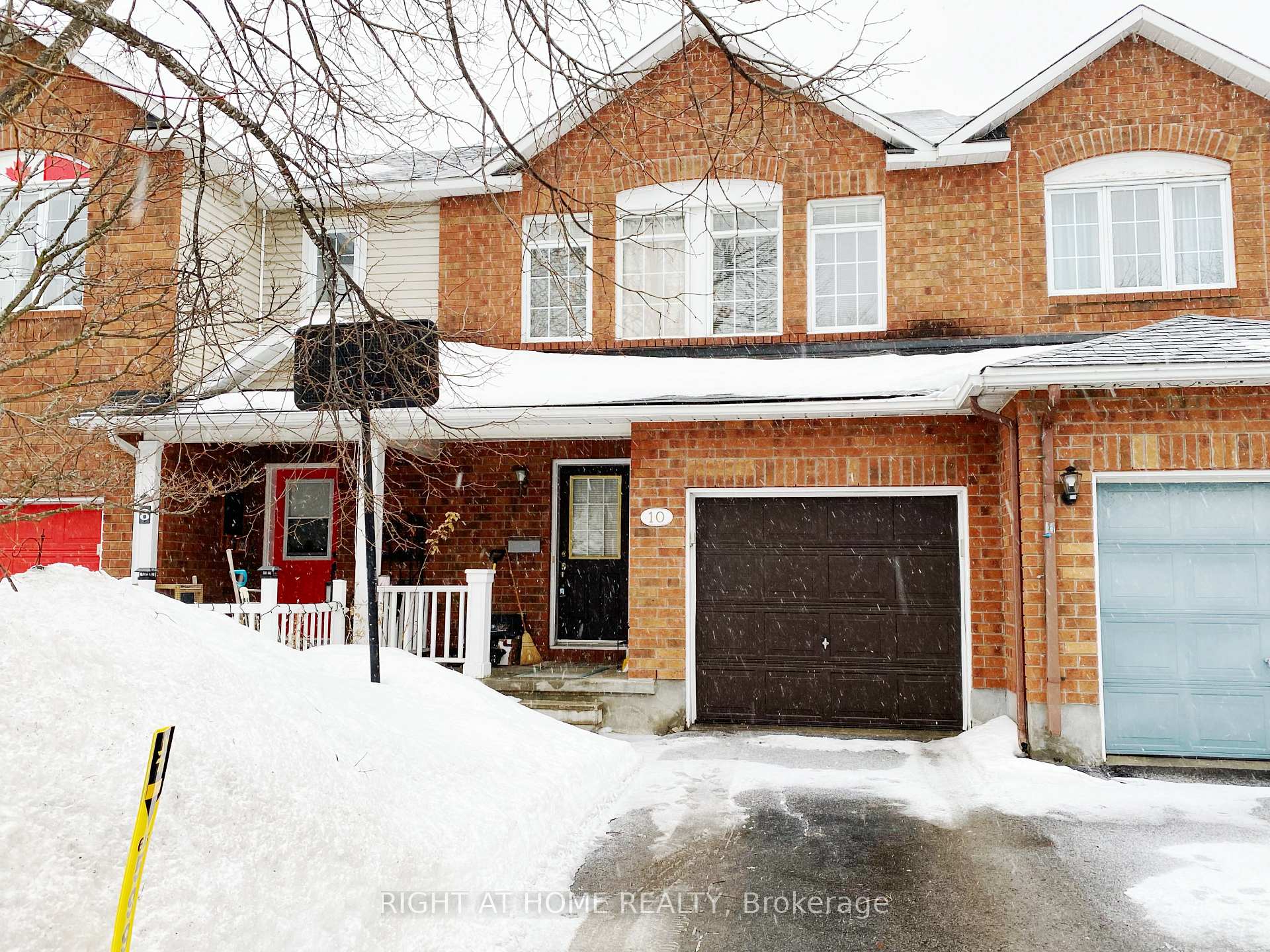Photo 1 of 10 Kettleby Street, Ottawa, Kanata - Beaverbrook — HOMEH
