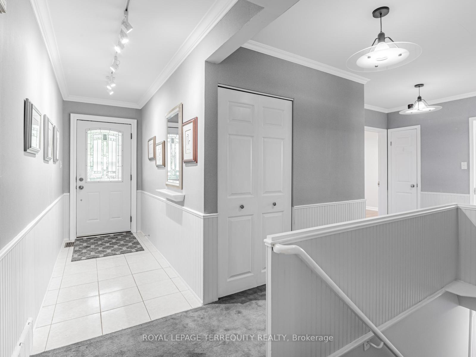 Photo 16 of 8 Lincoln Green Drive, Markham, Bullock — HOMEH