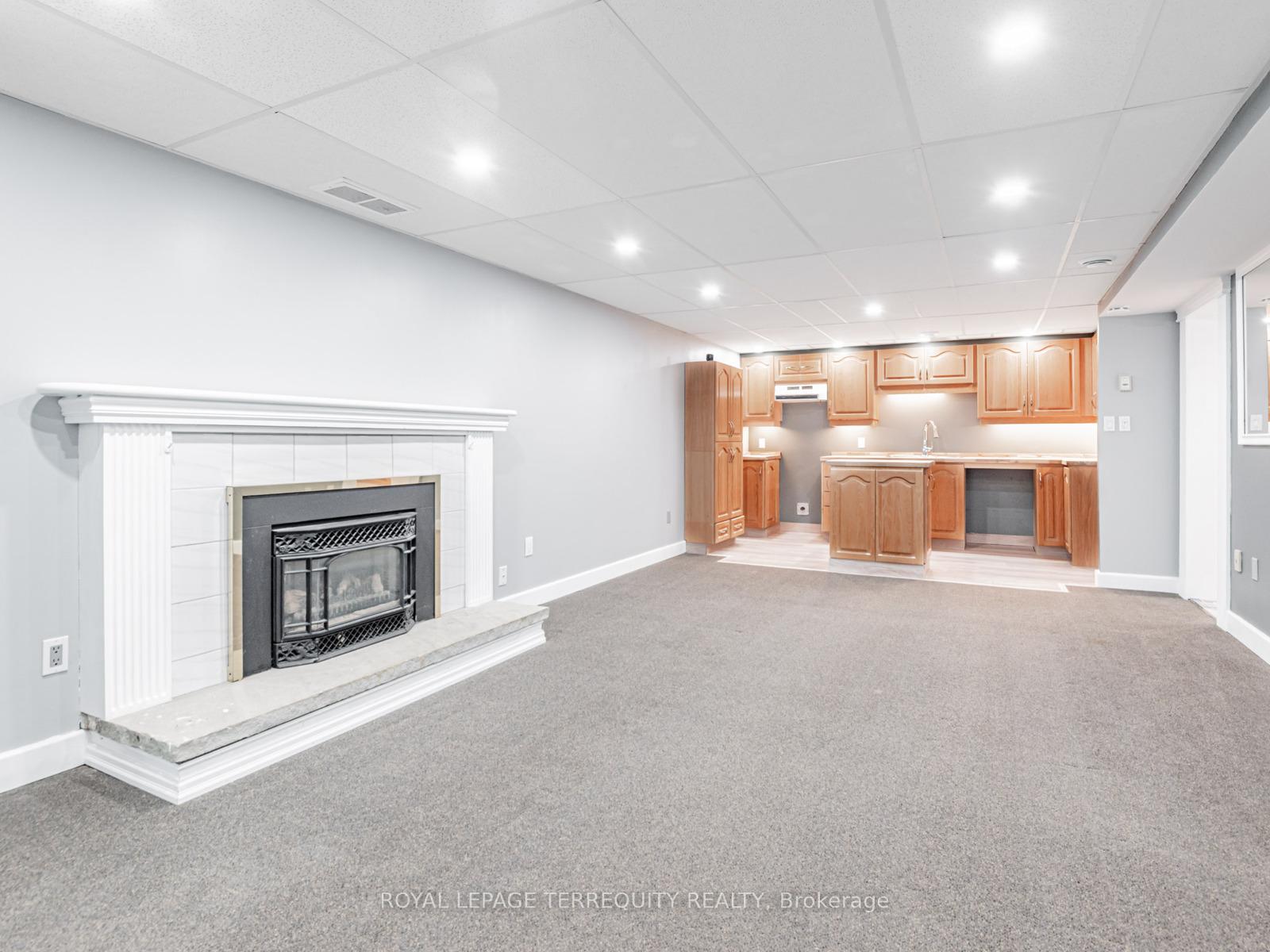 Photo 24 of 8 Lincoln Green Drive, Markham, Bullock — HOMEH