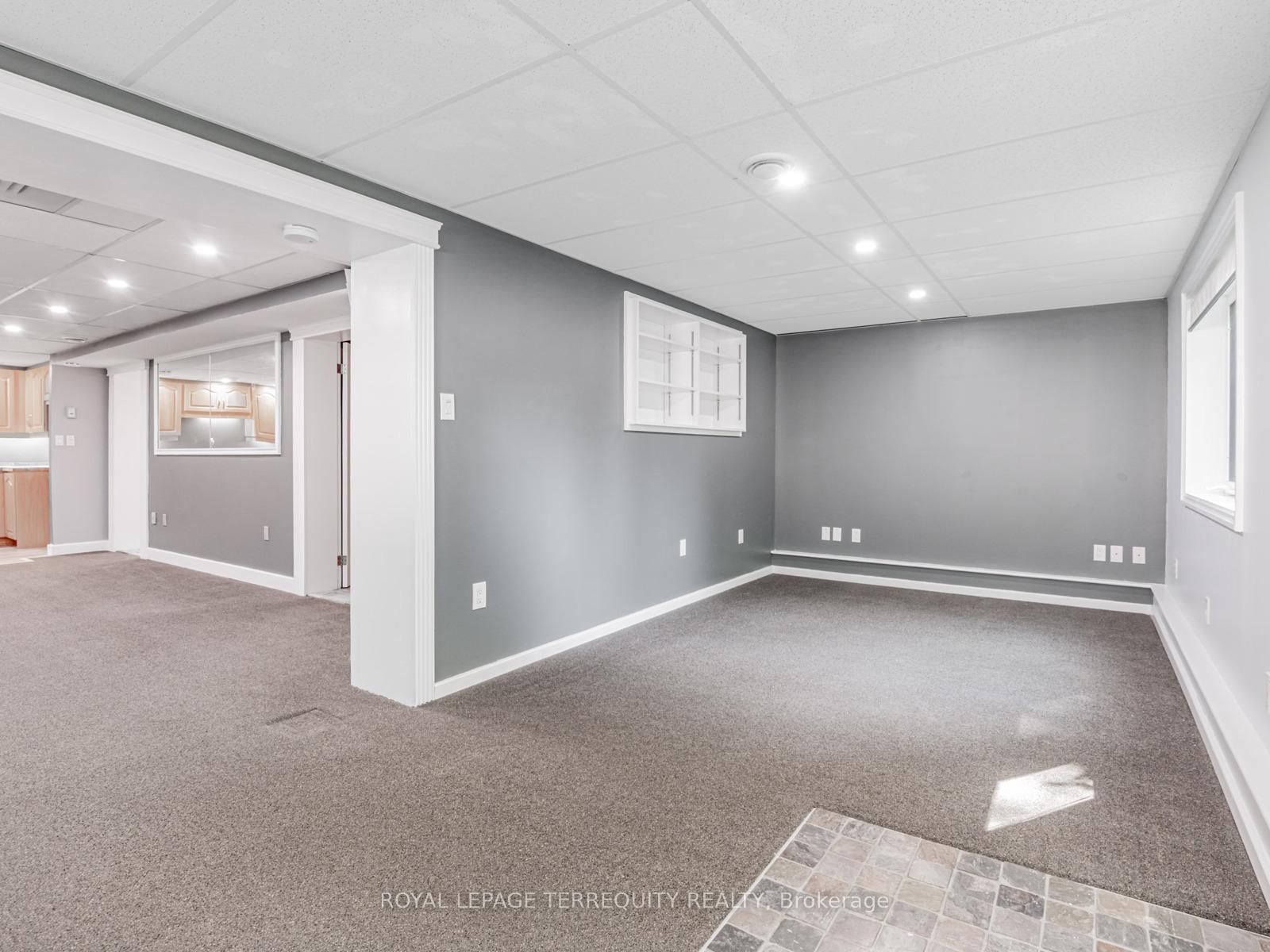 Photo 28 of 8 Lincoln Green Drive, Markham, Bullock — HOMEH