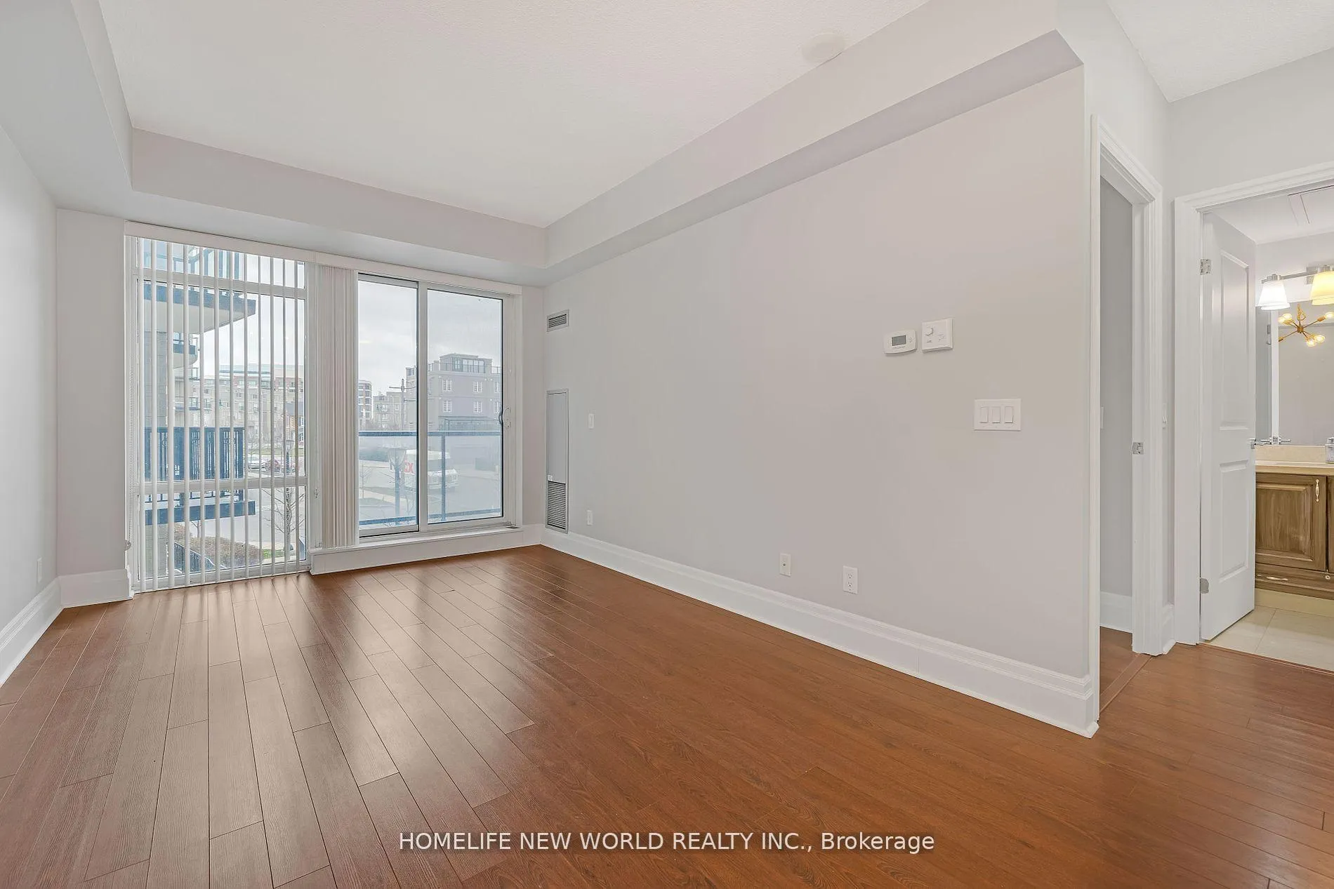 Photo 8 of Unit 201, 151 Upper Duke Crescent, Markham, Unionville — HOMEH