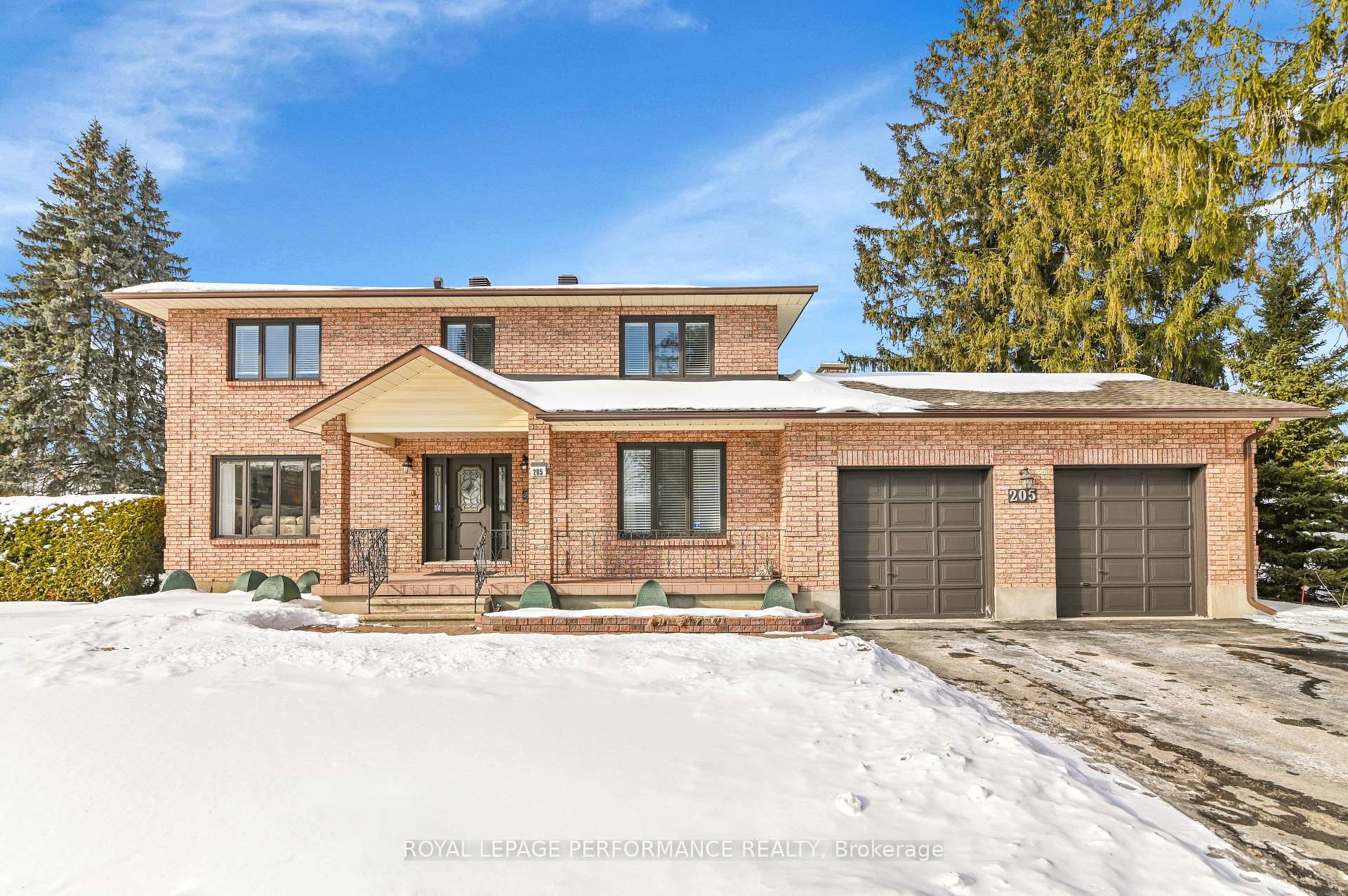 Photo 1 of 205 Hudson Avenue, Ottawa, Courtland Park — HOMEH
