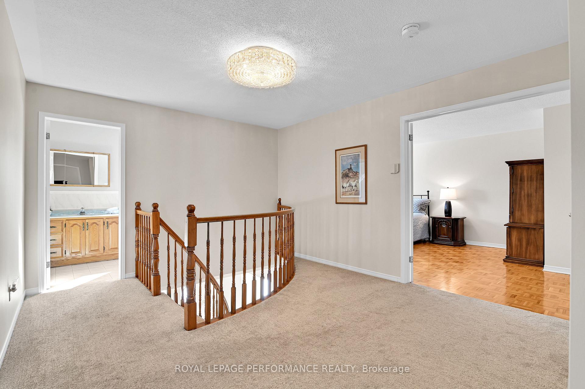 Photo 22 of 205 Hudson Avenue, Ottawa, Courtland Park — HOMEH