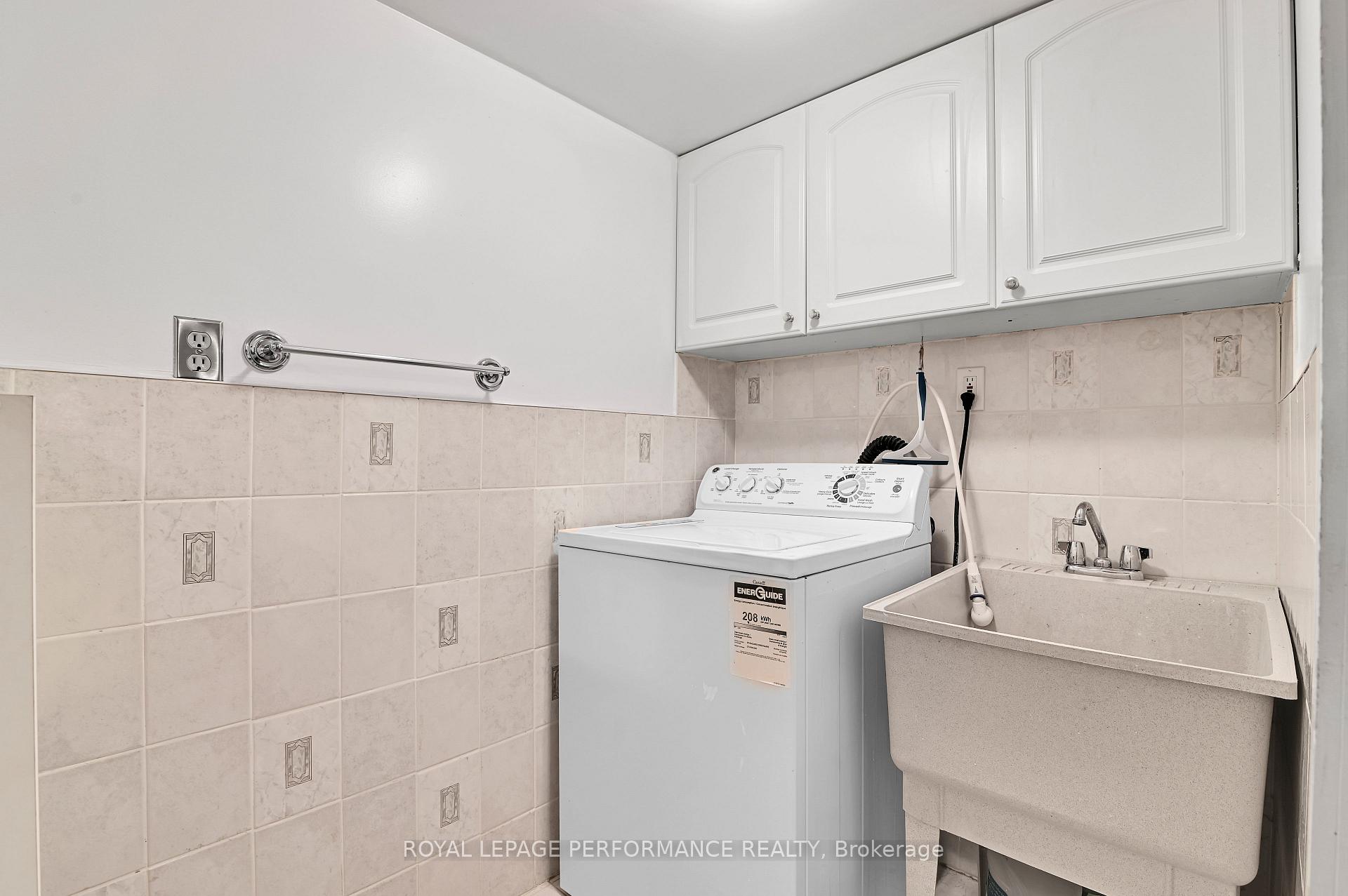 Photo 33 of 205 Hudson Avenue, Ottawa, Courtland Park — HOMEH