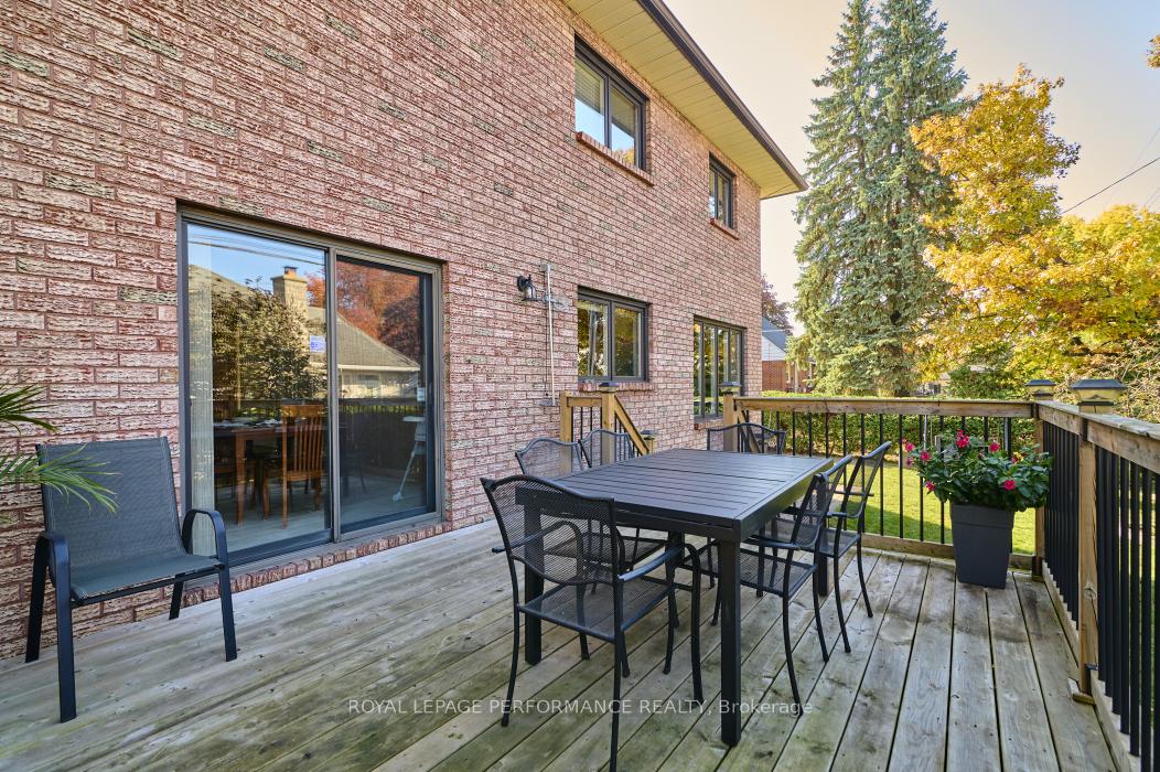 Photo 46 of 205 Hudson Avenue, Ottawa, Courtland Park — HOMEH