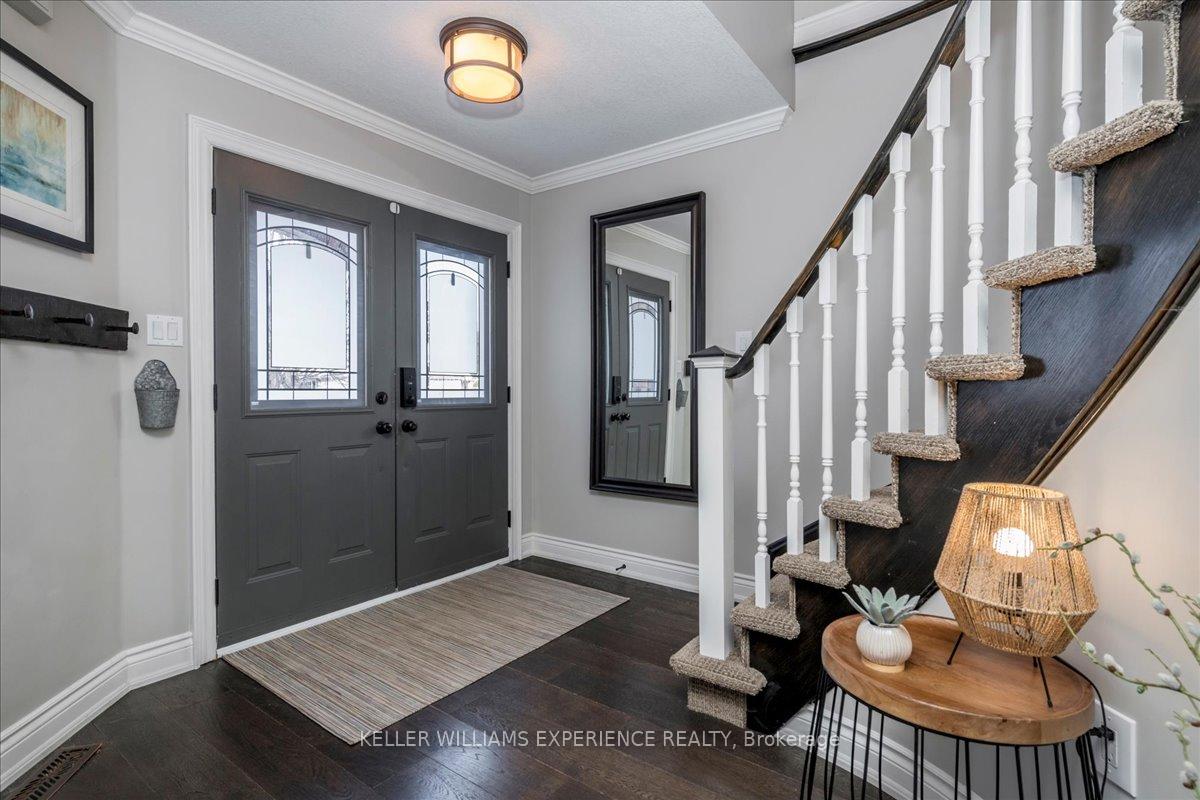 Photo 3 of 2317 Warrington Way, Innisfil, Alcona — HOMEH