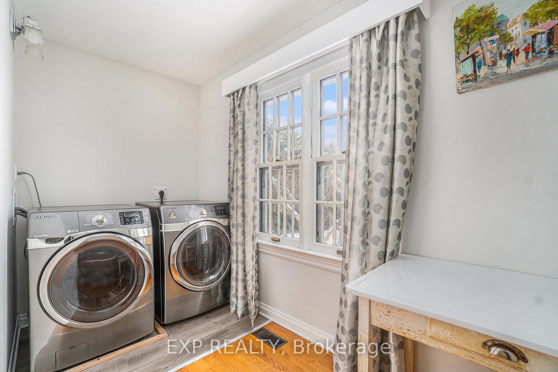 Photo 16 of 100 Villa Crescent, Ottawa, Hogs Back — HOMEH