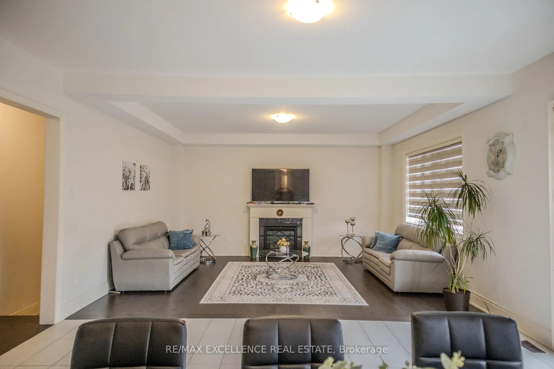 Photo 7 of 42 Cattail Crescent N, Hamilton, Waterdown — HOMEH
