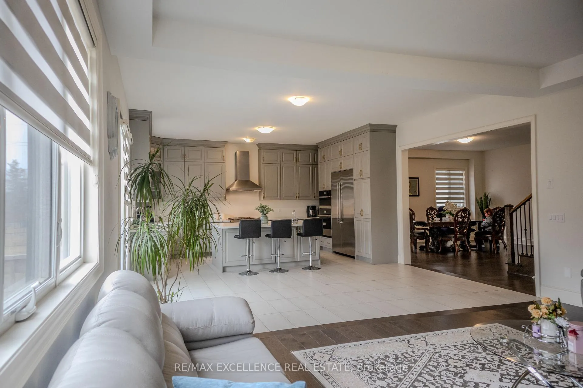 Photo 11 of 42 Cattail Crescent N, Hamilton, Waterdown — HOMEH