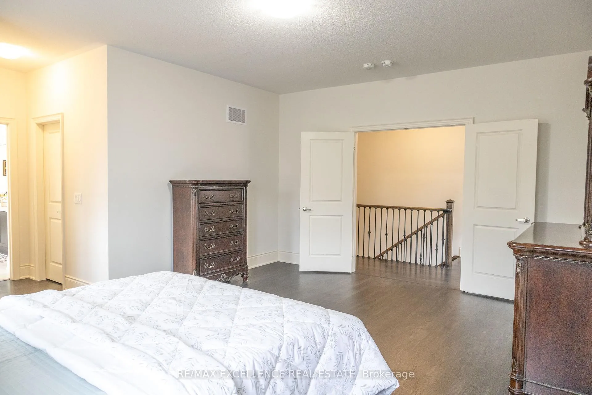 Photo 22 of 42 Cattail Crescent N, Hamilton, Waterdown — HOMEH