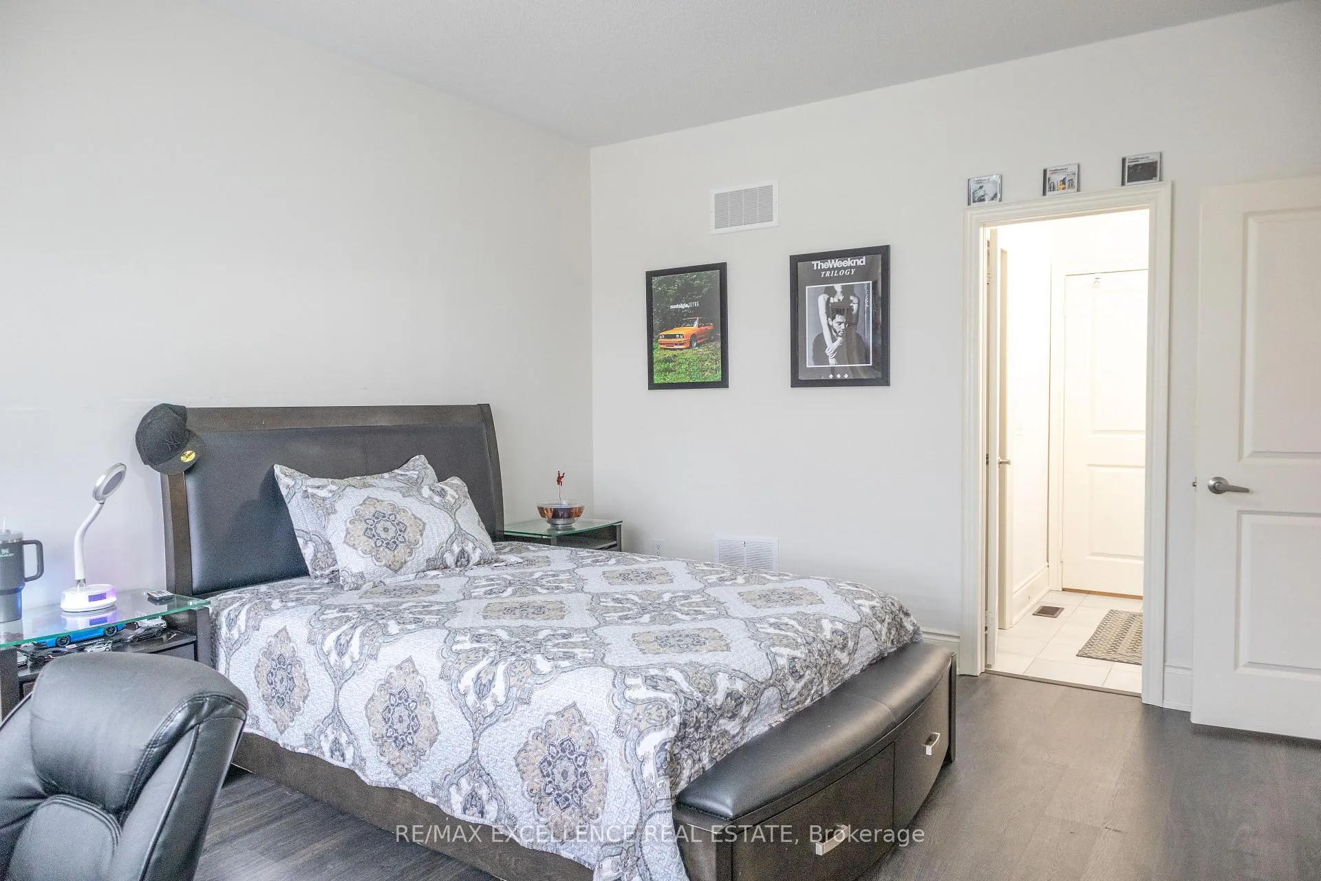 Photo 27 of 42 Cattail Crescent N, Hamilton, Waterdown — HOMEH