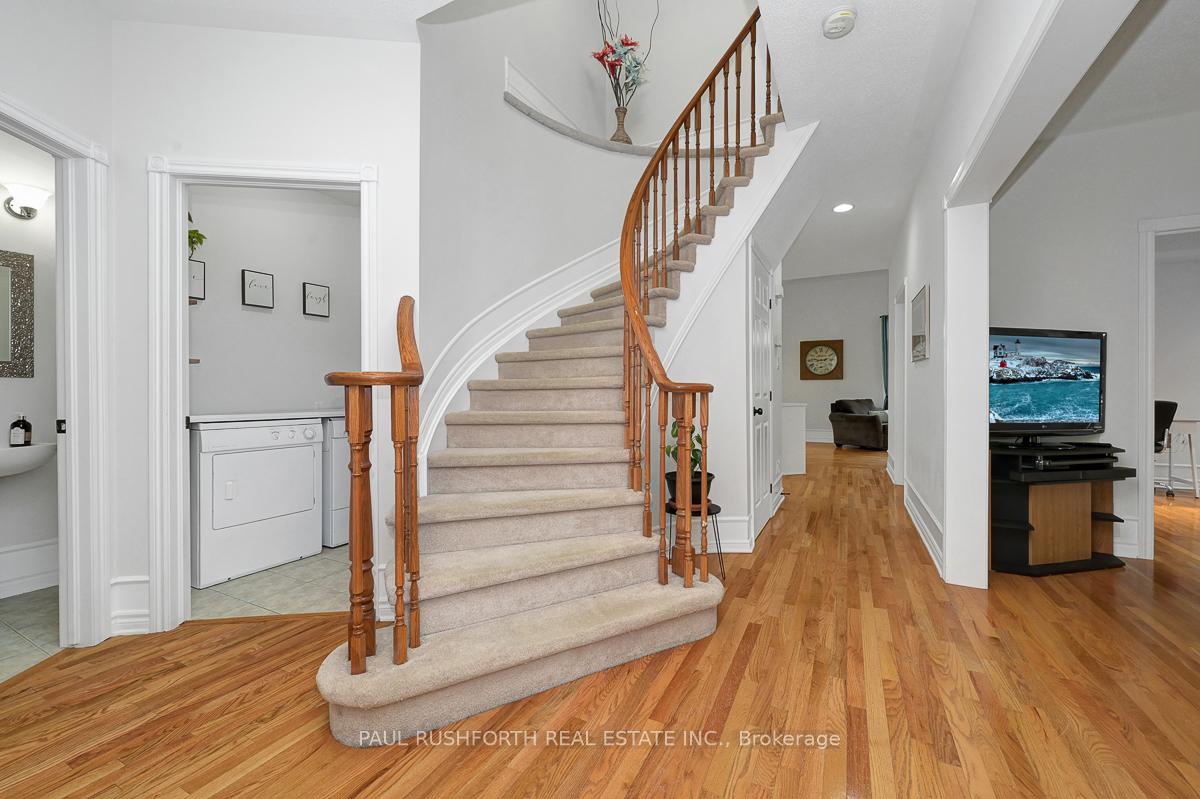 Photo 4 of 65 Polo Lane, Ottawa, Kanata - Emerald Meadows/Trailwest — HOMEH